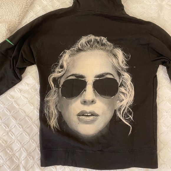 Sweatshirt - Picture 2 of 2